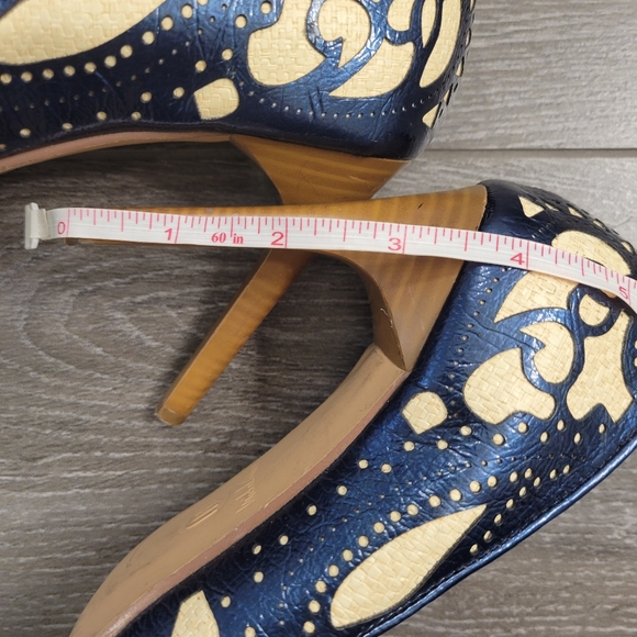 Michael Antonio Open toe heels - Picture 7 of 7